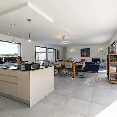 Lamas By Interhome *