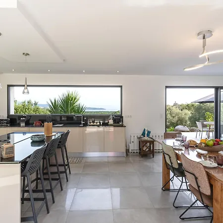 Lamas By Interhome Sainte-Lucie de Porto-Vecchio